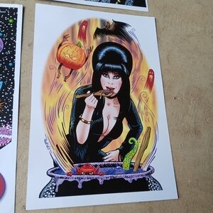 Elvira Halloween Alamo City Comic Con Ray Scarborough Print 18 by 12 inch